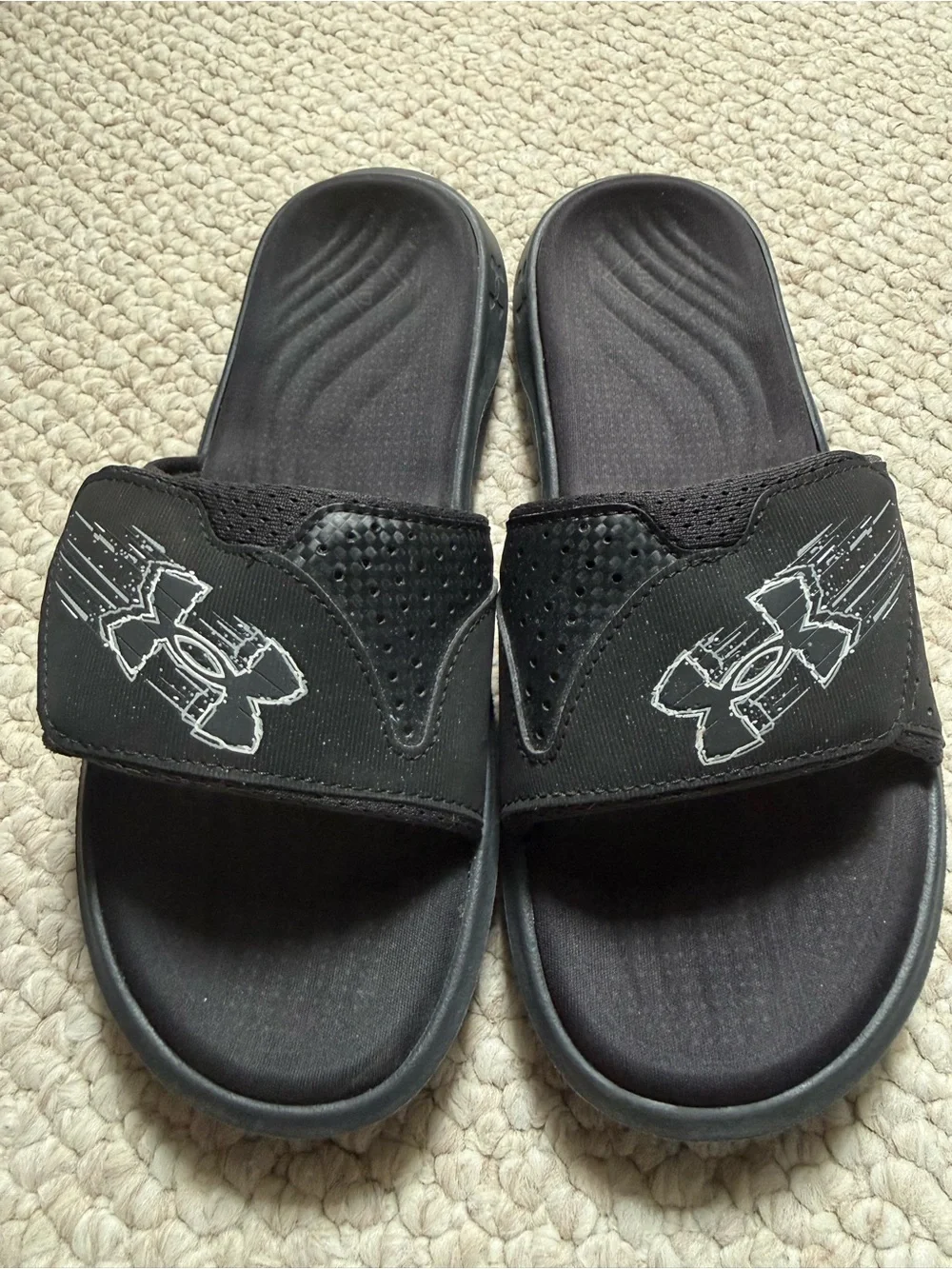 Under Armour Kids' Black Slide Sandals with Cushioned Footbed Size 6Y